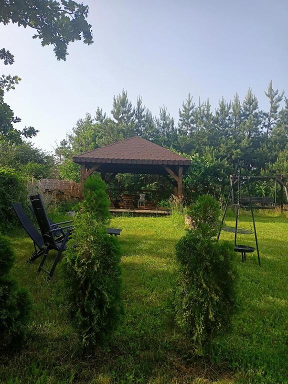 Ogród z altaną
